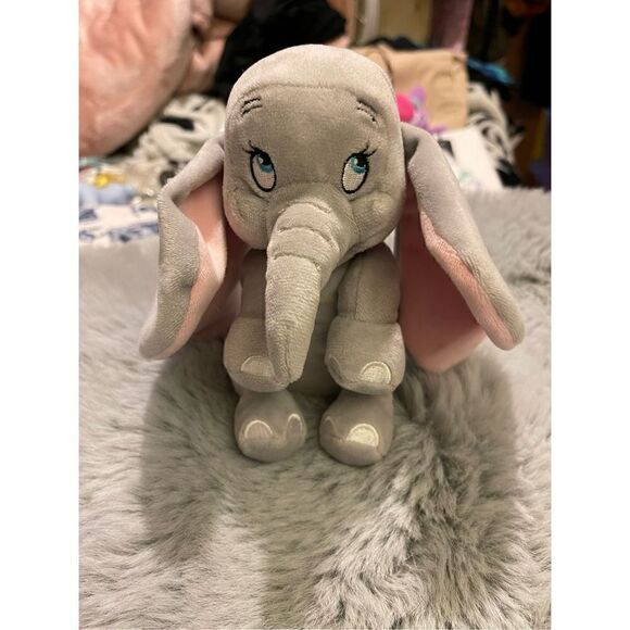 Disney 6” Dumbo Soft Plush Animal toy - Picture 5 of 8